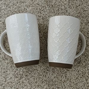 Set of large coffee mugs